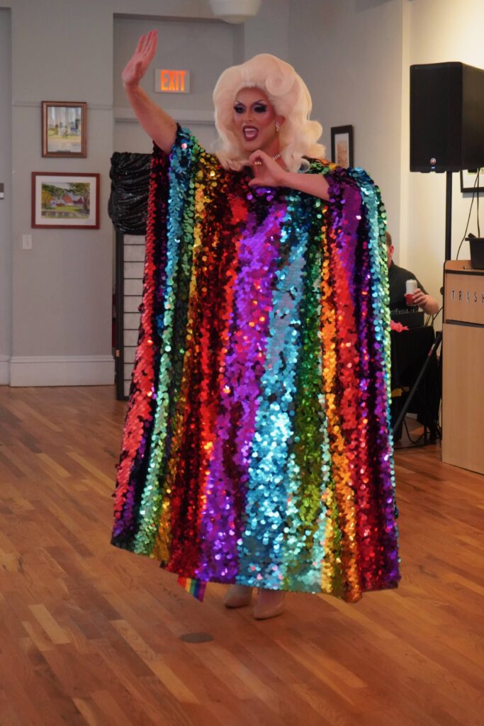 Family-friendly drag show at Starving Artist Café