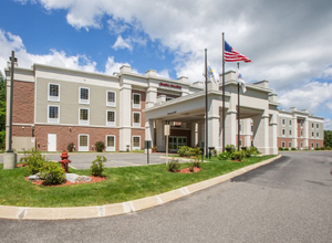 hampton inn suites